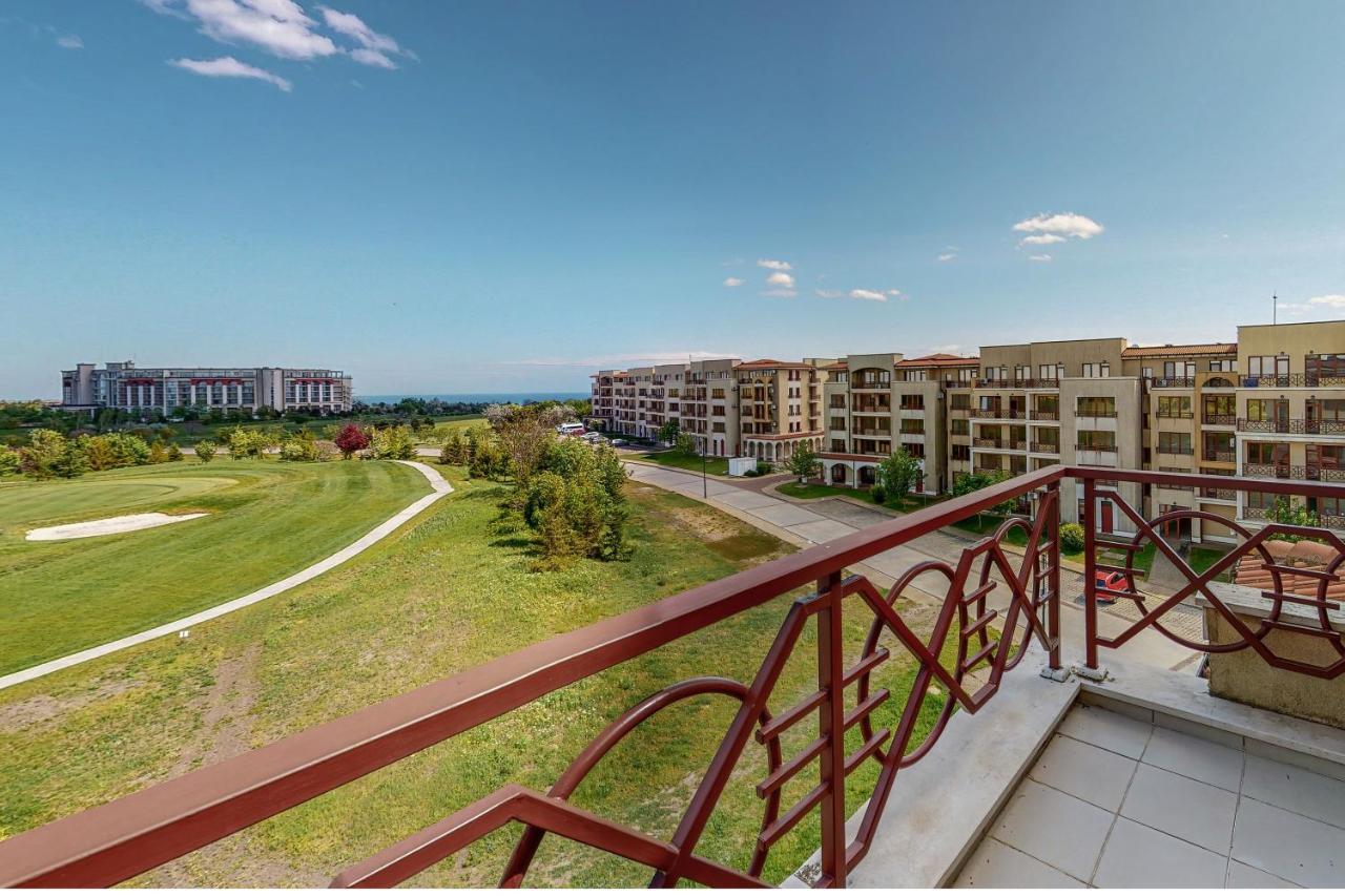 Lighthouse Luxe Estate Apart & Villas Balchik Exterior photo